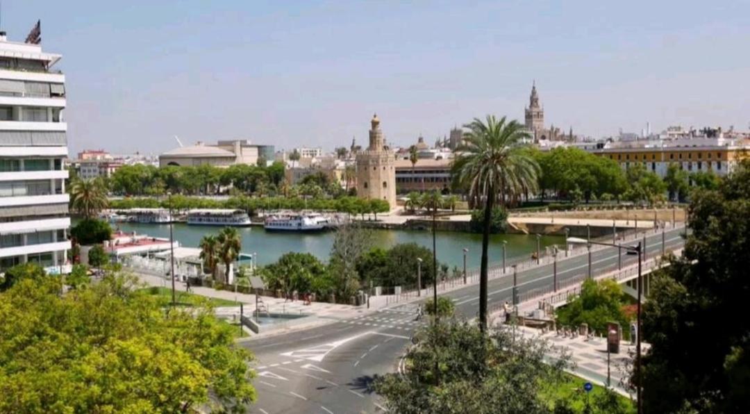 Luminoso Y Acoger Loft, Excelente Ubicacion Lejlighed Sevilla Eksteriør billede
